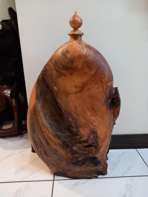 台灣黃檜木聚寶盆（將軍瓶）尺寸35/13/60高售價2萬8