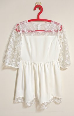全新 YOCO 甜美透膚女人味洋裝 透膚 幸運草 透紗 拼接 七分袖洋裝 婚禮洋裝 氣質甜美風 米白 DRESS