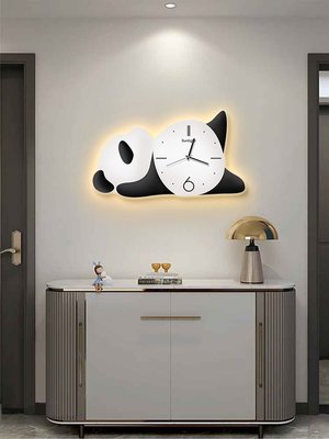 熊貓掛鐘客廳家用時尚鐘表掛墻新款簡約代創意時鐘壁燈