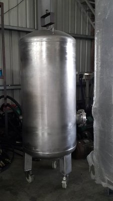 白鐵桶 360L 立式儲氣桶