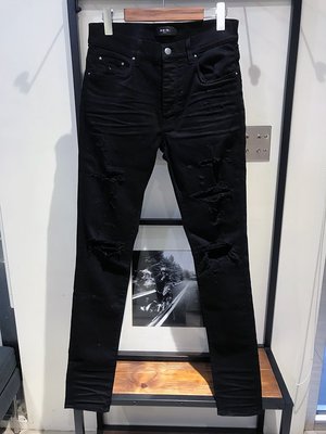 代購【AMIRI】全黑大破壞THRASHER PLUS牛仔褲