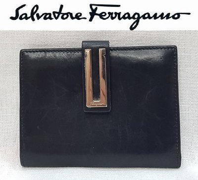 羅浮宮 真品 Salvatore Ferragamo 菲拉格慕 長方銀翻扣 卡包 名片夾 皮夾 證件包 高質感精品