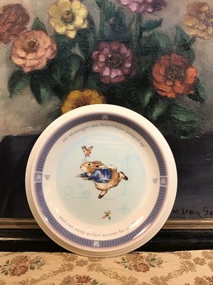 歐洲古物時尚雜貨 英國 WEDGWOOD PETER RABBIT彼得兔盤 瓷盤畫 擺飾品古董收藏 品牌收藏 限時特價中