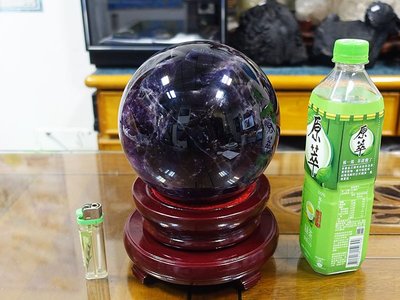 §能量礦石§ 少見大尺寸 紫水晶球 重5546g 直徑159.8mm 附球座