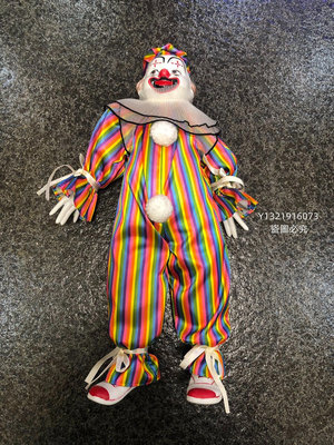 陶瓷古董小丑娃娃 日本產的 品相完好 頭和手腳是陶瓷的身體是-【天官賜福】199