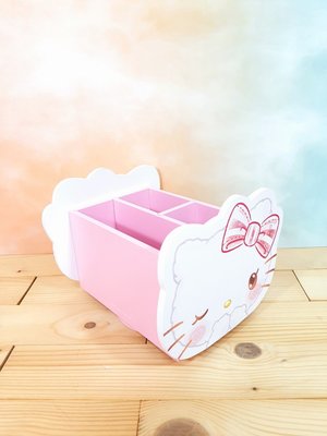 【正版】三麗鷗 Hello Kitty 粉粉布偶 旋轉 收納盒