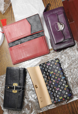*4個錢包一起賣* 正品 LV 路易威登 Louis Vuitton Monogram Leather Epi Multicolour  皮夾 / 手拿包/錢包