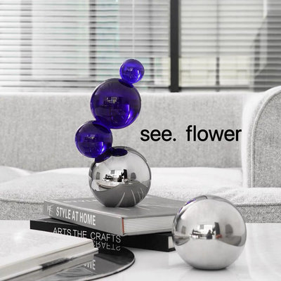 【SEE✿ FLOWER】設計師現代簡約拼色水晶球擺件北歐輕奢客廳書房玄關辦公室桌面軟裝飾品 現代彩色幾何水晶透明擺件氣