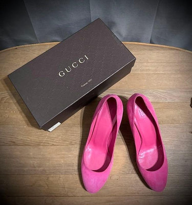 Gucci 莫蘭迪粉紅麂皮高跟鞋 粉紅芭比高跟鞋 37.5