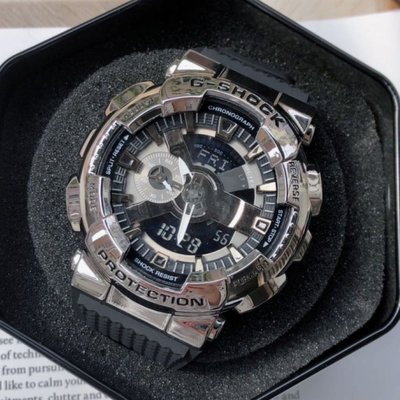 CASIO 銀色配黑色錶盤 黑色樹脂錶帶 指針/數位 雙顯 男士手錶 GM-110-1A
