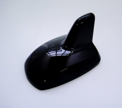 IDFR ODE 汽車精品 BENZ E-W212樣式 鯊魚鰭造形天線-黏貼式 素材黑-無烤漆 MIT