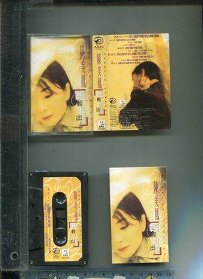陳美鳳 台語專輯  輕輕叫出聲  威巨唱片二手錄音帶 (+歌詞)