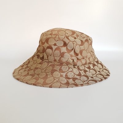 COACH 經典 LOGO 帽子 時尚精品， 保證真品 超級特價便宜賣