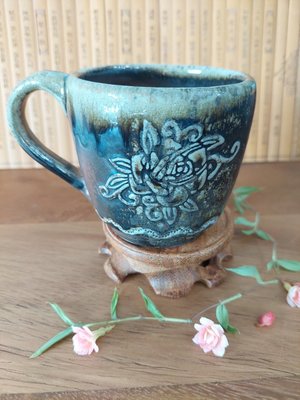 【茶盧憶】自然落灰柴燒杯 陶土手拉坏   水杯、馬克杯、茶杯、手工雕刻、獨一無二  - 咖啡杯小 玫瑰花C