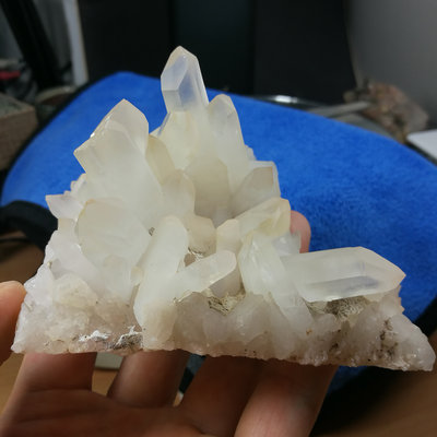 [友克鑫礦業]ac1560約重255.2g-通靈水晶 白水晶柱 白水晶簇 水晶柱 原礦