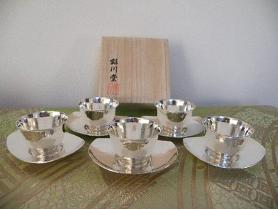 日本銀川堂　茶杯組＋茶托組　鎚紋　・・１