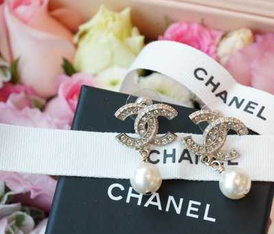 Chanel A86506 earrings 大水鑽 CC 耳環珍珠墬飾
