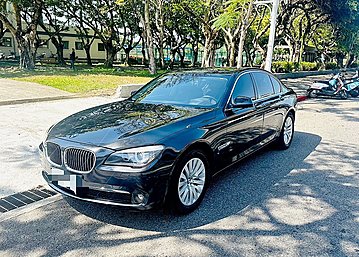 2010BMW 740I