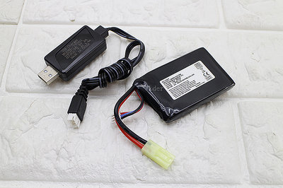 [01]7.4V USB 充電器 + 7.4V 鋰電池 方形( M4A1鋰鐵充電電池EBB AEG電動槍