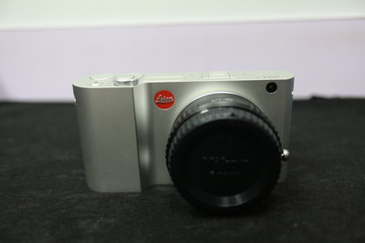 Leica TYP701  9.5成新 機身 附nikon轉接環 盒單齊全