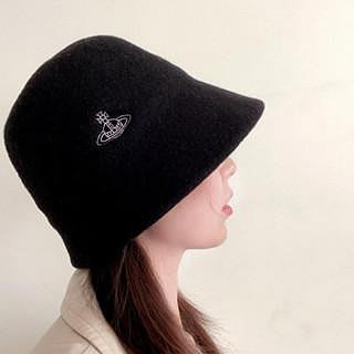 (PSM街頭潮流選)日本正品 Vivienne Westwood 2色羊毛土星logo可調節復古漁夫帽