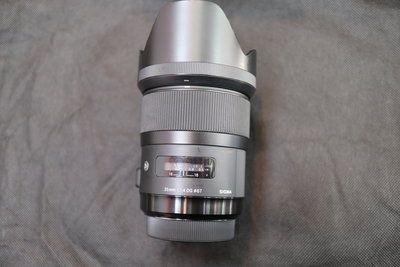 Sigma 35mm F1.4 DG   for sony A 接環 盒單公司貨