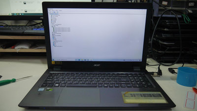 T676   Acer    V5-591G (N15Q12)   i5六代     四核心筆電  百元起標