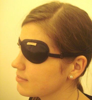 Altinway弱視眼罩( 兩個裝)【戴在眼睛上】單眼罩 幫助術後眼睛調養 遮光防塵 射靶遮眼L302