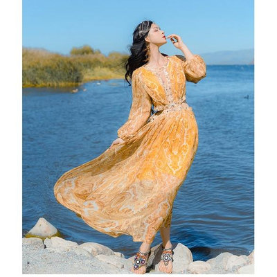 S~XL號 深藍色波西米亞氣質V領性感露腰印花海邊渡假風沙灘裙連身長裙洋裝 黃色