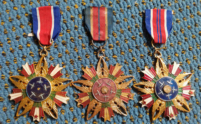 空軍復興榮譽勳章一，二，三等一套
