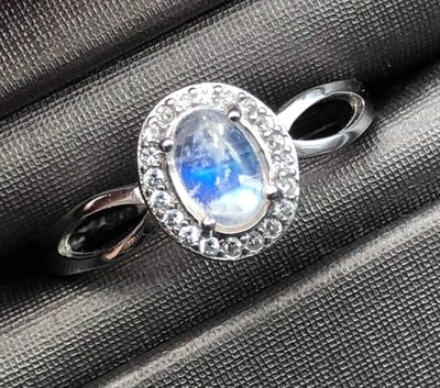 [特惠促銷] 藍暈月光石純銀戒指