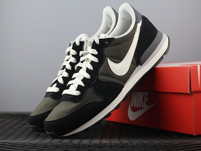 Nike Internationalist Leather 黑白 網面 休閒運動鞋 828041-201