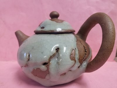 [洪聲普洱茶] 陶藝名家 翁國珍 老師 爆裂 茶壺
