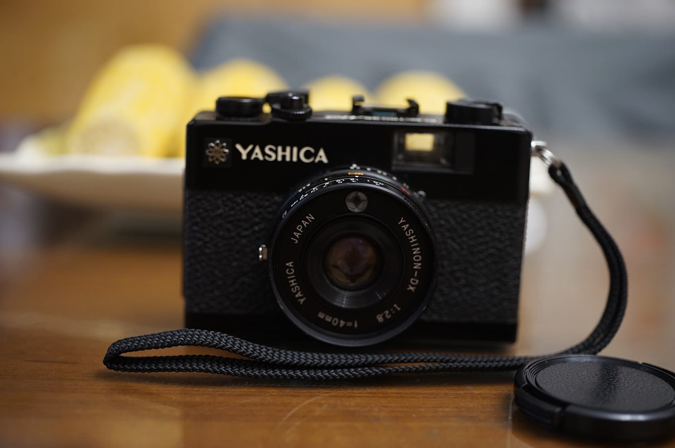 售】YASHICA Electro 35MC 袖珍輕便相機40mm f2.8 窮人蔡司(GS GSN GT