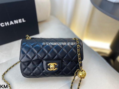 【二手包包】Chanel經典小金球系列大minicf口蓋包小巧的包型和可愛的小金球哪個女孩不愛呢經典的黑金色 NO122989