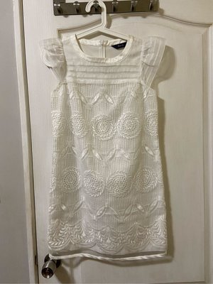 設計師品牌白色蕾絲洋裝