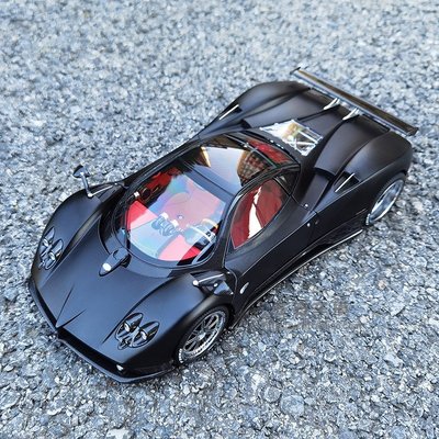 免運現貨汽車模型機車模型似真 AR+ 1:18 帕加尼 宗塔 Zonda F 2005年 磨砂黑 合金跑車模型