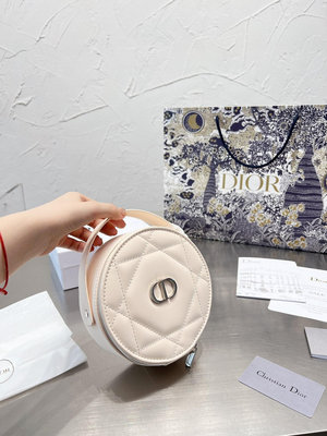 新款熱銷 Dior 改造化妝盒 圓包 手提包 單肩斜挎包 配小鏡子 禮物 尺寸16 16cm 明星大牌同款