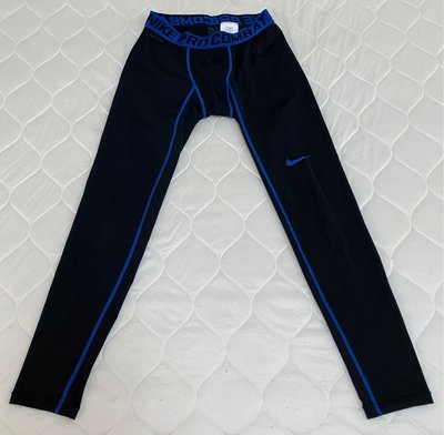 （已售出）Nike 黑藍色運動內搭褲 L 愛迪達 可參考(含運300）