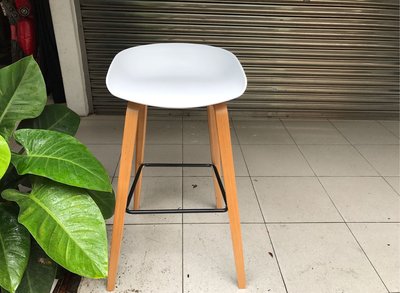 【 一張椅子 】Hay stool 復刻版 北歐風 吧椅