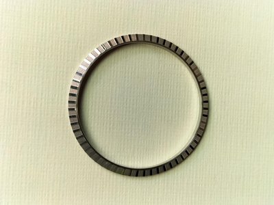 勞力士原裝軌道錶圈， 適用16220.16030等錶徑36 MM錶款，錶圈外徑35 mm