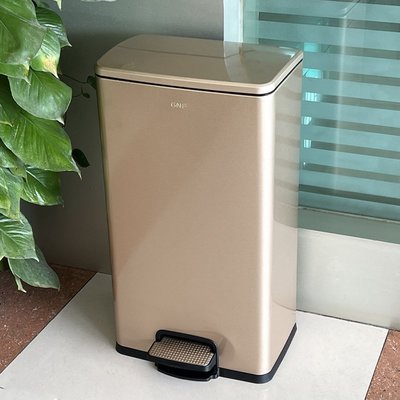 現貨新款NF不銹鋼垃圾桶40升方形大容量商用30L廚房客廳20L有蓋靜音簡約