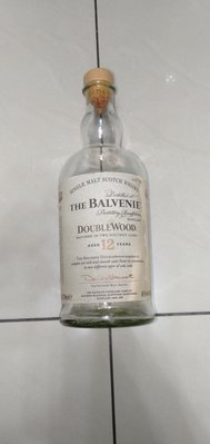 蘇格蘭 百富12年 THE BALVENIE 威士忌 空酒瓶 擺設 陳列 藝術品 玻璃空酒瓶 可以當裝飾品 一瓶50元