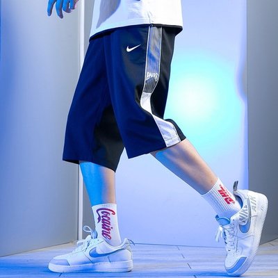 現貨熱銷-【-嘵嘵醬小鋪-】Nike 耐吉 中褲 七分褲 男 休閒運動褲 跑步健身褲 闊腿褲 舒適透氣柔順耐磨排汗速乾彈