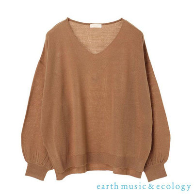 Earth music&ecology 美拉德寬鬆V領落肩針織衫 兩側開衩泡泡袖針織上衣 褐色
