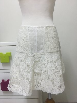 流行秀 Fashion Show 白色蕾絲褲裙