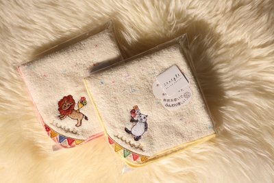 【Qmoment】日本製100％純棉無捻紗刺繡毛巾手帕（新生兒可使用！）（獅子粉）