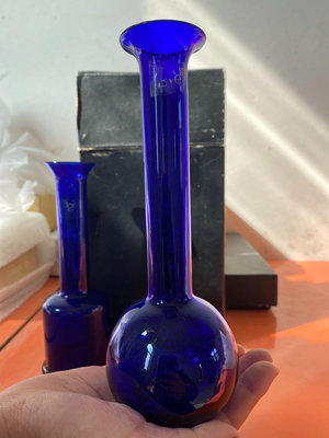日本琉璃花瓶，客廳裝飾居家桌面現代簡約藍色水培鮮花玻璃花瓶家