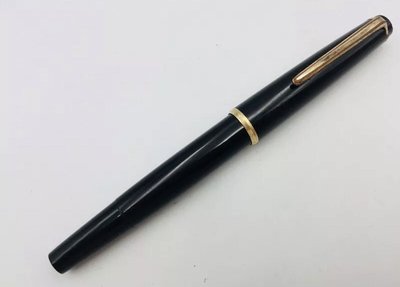 萬寶龍32型14k尖鋼筆