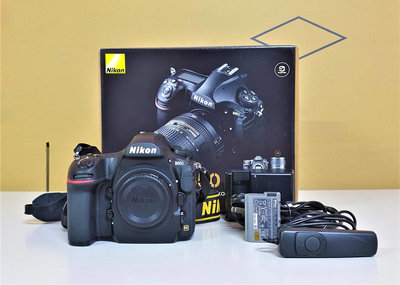 Nikon D850 單機身 快門約15萬  螢幕貼鋼化玻璃 附送快門線 二手 可面交 不接受議價